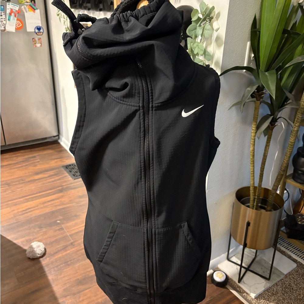 Nike Black Sleeveless Hoodie Vest